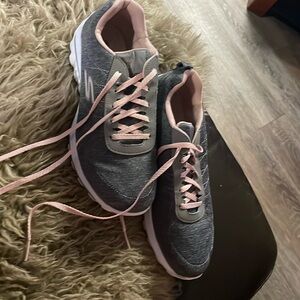 GOLF SHOES size 8 LADIES